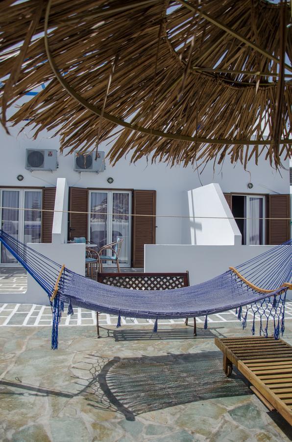 George & Irene Hotel Ios Exteriör bild